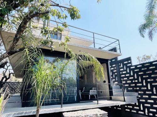 Gallery image of Casa Alma 2 with pond, gym & spa in Tepoztlán