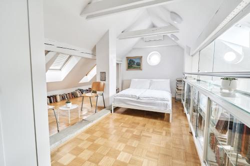 Postel nebo postele na pokoji v ubytování Matic Spacious Modern Apartment