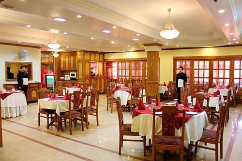 Restaurace v ubytování Hotel Himland East Drive In
