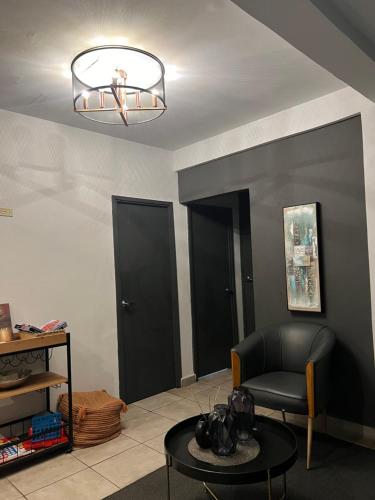Ein Sitzbereich in der Unterkunft Pequeño y acogedor con 2 Habitaciones