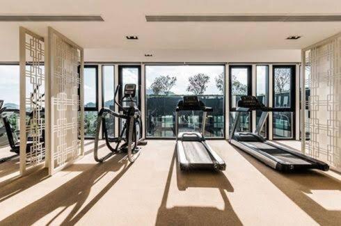 Fitness centrum a/nebo fitness zařízení v ubytování The Base Height Condo with Rooftop infinity pool
