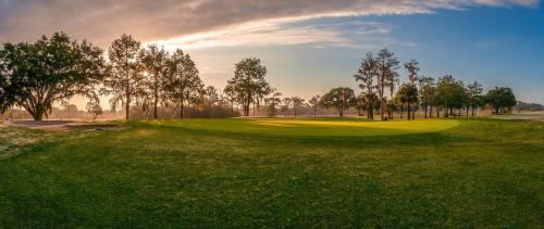 Golf v ubytování v soukromí nebo okolí