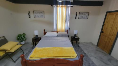 Postel nebo postele na pokoji v ubytování Visconti Guest House