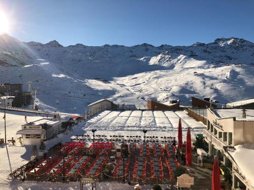 VA THORENS studio SUD VUE 180 WIFI