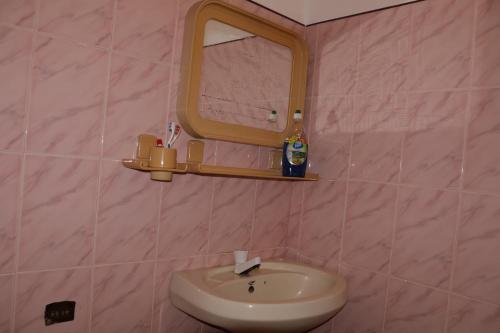 Ένα μπάνιο στο Ayubo Villa Sapphire Room
