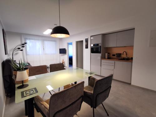 Foto SmartApart - Design Apartment - Favorite Place - Full Equipment - Public Transport 3
