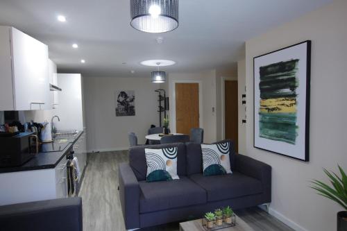 2 Bed 2 Bath Apartment Close to City Ctre Sleeps 5 -Free Parking photo 17