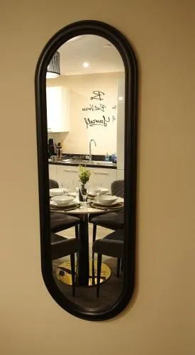 2 Bed 2 Bath Apartment Close to City Ctre Sleeps 5 -Free Parking photo 6