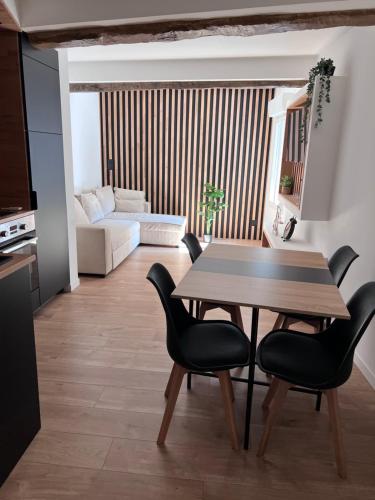 Cozy 2-bedroom village house