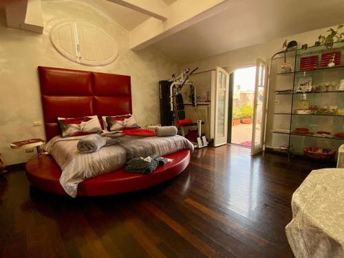Ave Roma Suite
