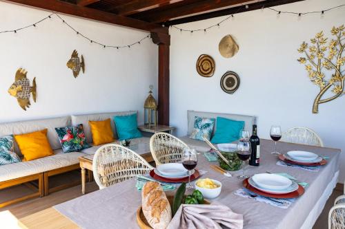 Villa MontañaBlanca Private Heated Pool & Stunning Views