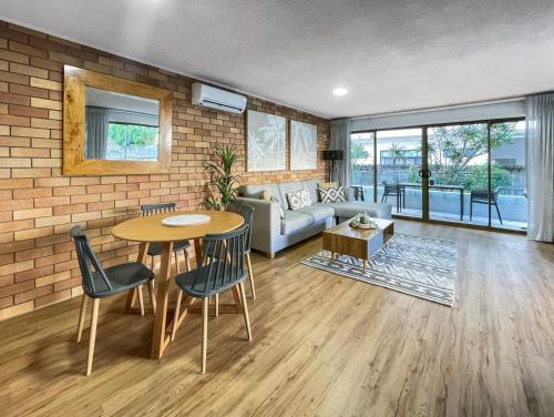 Coin salon dans l'établissement The Block Mooloolaba