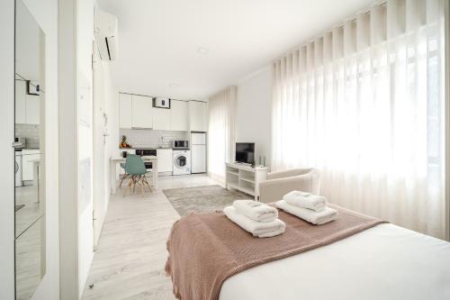 Central Lodge Studio by House and People