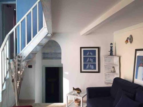 Old Town, 2 bedrooms, 1 living room, mezzanine with bed