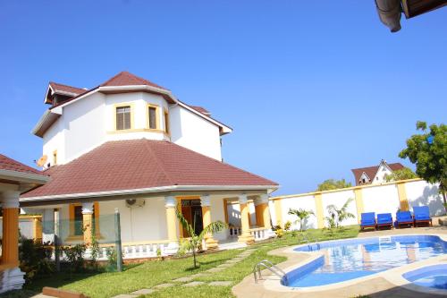 Πισίνα στο ή κοντά στο Greenfield Villa D- Diani
