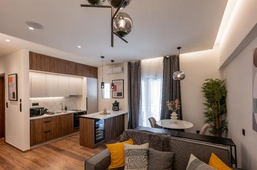 Aristo129 - Stylish Urban Retreat Balcony by Metro