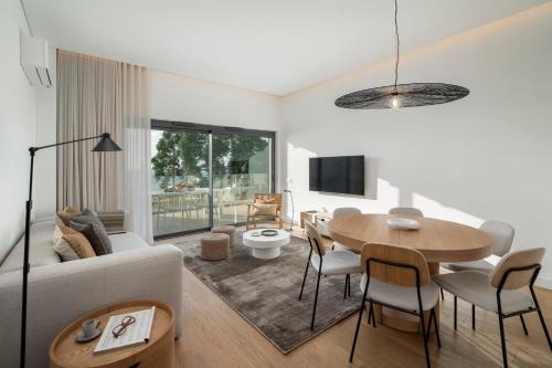 Acqua Residence II by an island apart