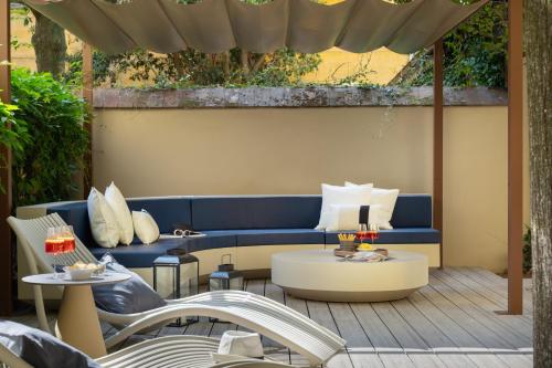 Arts & Crafts Luxury Suites photo 26