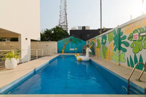 Swimmingpoolen hos eller tæt på Zuma Haven