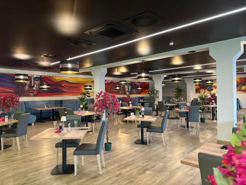 Afbeelding uit fotogalerij van Hotel - Restauracja SŁONECZNA in Gostyń