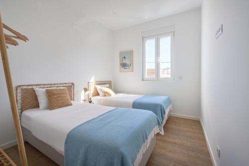 Ocean Dream Apartment W AC, by TimeCooler