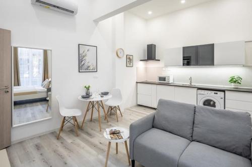 New Studio Top Location