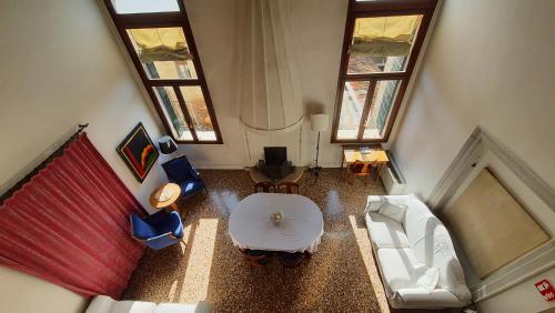 Palazzo Contarini Della Porta Di Ferro photo 33