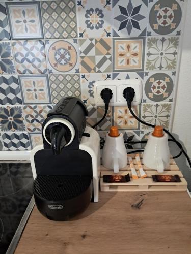 a hair dryer sitting on top of a table at La Casilla de la Fuente in Trevélez