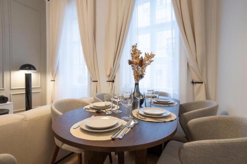 Stylish & Modern 90m2 Flat in Prime Location