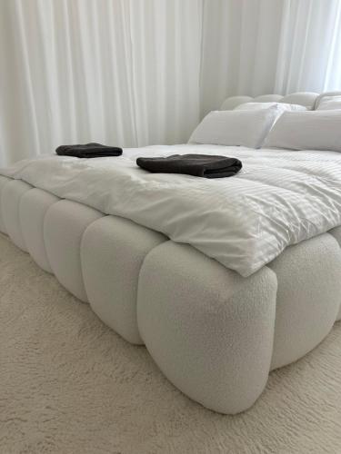 Postel nebo postele na pokoji v ubytování Zentral & Modern Nähe Düsseldorf und Köln