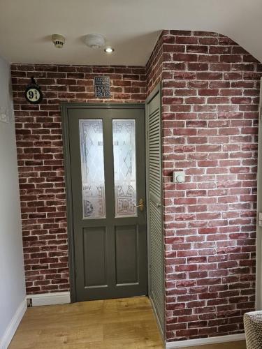 Gambar di galeri bagi Hogsmeade House di Leavesden Green