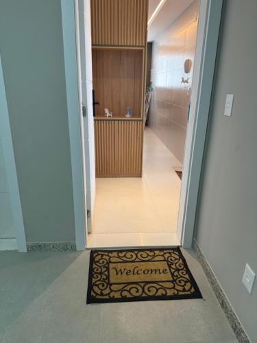 a welcome mat in theoyer of a house at Gerizim in Vila Velha