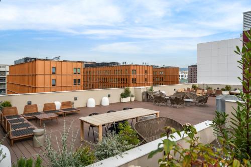 Diagonal Mar Monthly 2BR Pools Parking