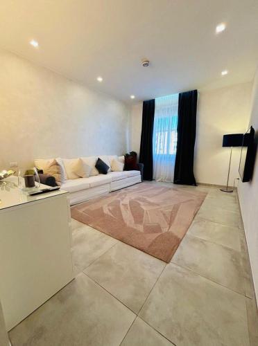 RifReady Apartment con posto auto vicino a AOU Careggi, Meyer, Polo UniFi