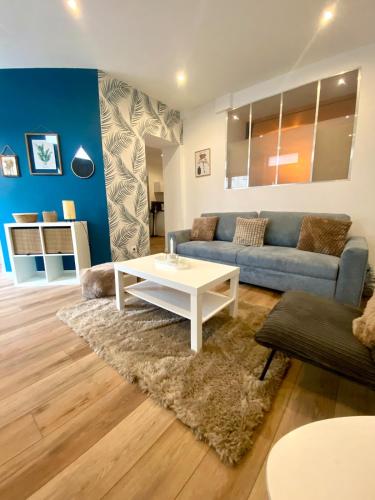 Dijon city center Terrasse Alphonse