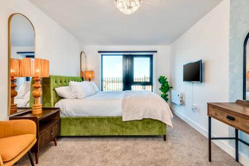 Luxury City Escape - Brand New Stylish 2 Bedroom Apartment with Parking photo 20