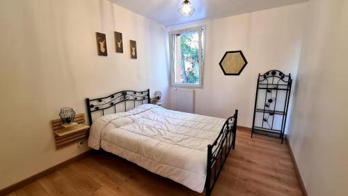 Postel nebo postele na pokoji v ubytování Appartement T3 Font-Romeu
