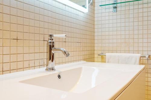 Quiet, vibrant 2 bedroom in pedestrian Eixample