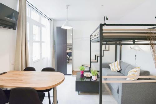 Charming Studio Steps Away from Montmartre