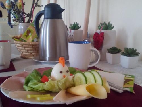 Jídlo v penzionu nebo okolí