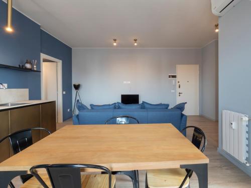 New two-room apartment a stone's throw from the M3 Metro