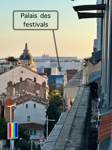 5 CARNOT - Beautiful apartment, 4 people, 150m from Palais des Festivals