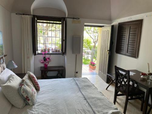 Gallery image of L'Eco dell'800 in Furore