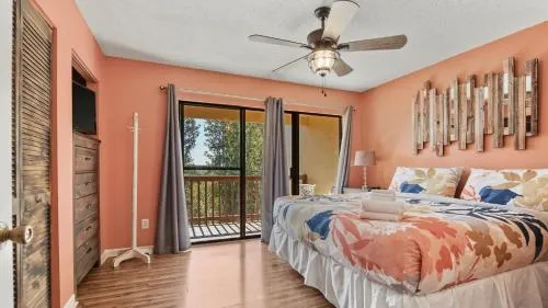 5 minutes walk to beach, Family Friendly condo with shared pool, tennis court photo 1