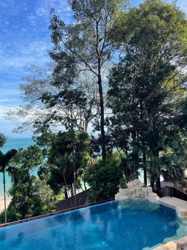 Bazén v ubytování Hidden Paradise Entire Villa, Langkawi nebo v jeho okolí