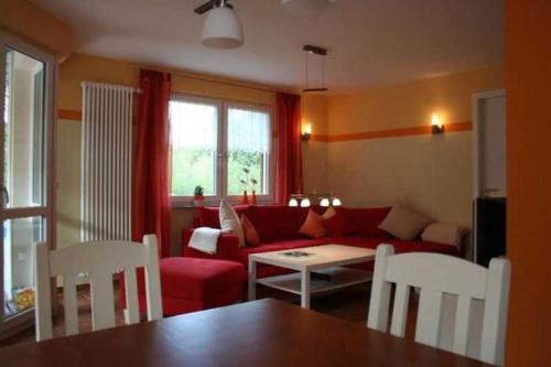 Fotografie z fotogalerie ubytování Ferienwohnung 'Möwennest' Macht, U v destinaci Graal-Müritz