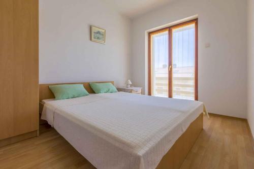 Apartments in Crikvenica 14113
