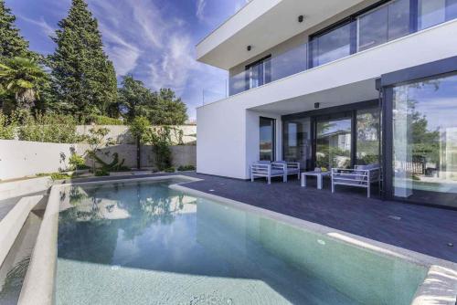 Holiday home in Malinska - Insel Krk 42218