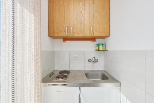 Gallery image of Rosic Apartments Baosici in Baošići