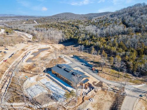 an overhead view of a train on a track at Multiple Arcades-Private Hot Tub-Cmty Indoor Pool-Free Daily Tickets-Water View-Cmty Dog Park in Hollister